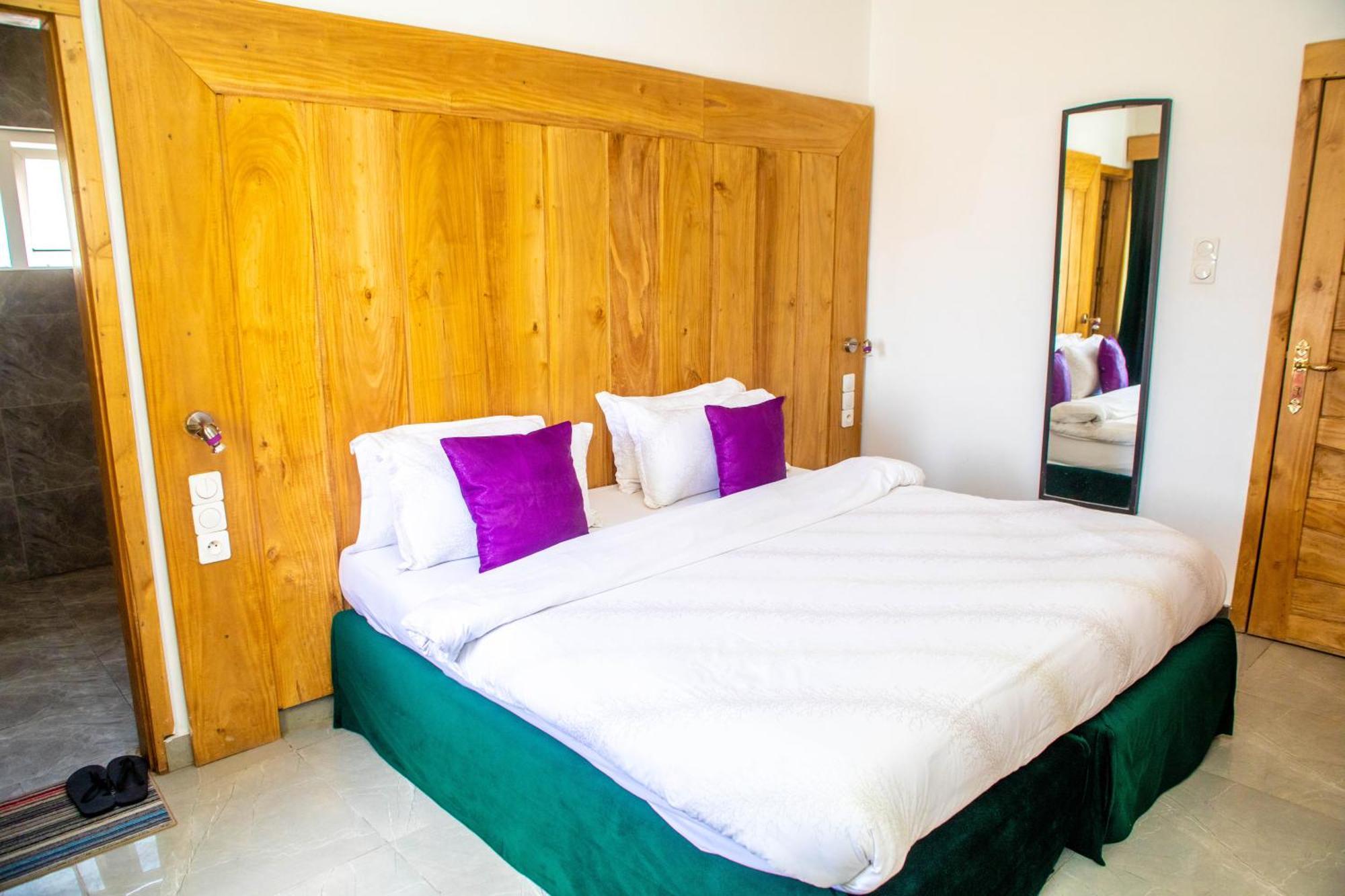 Hotel Les Orchidees Котону Номер фото