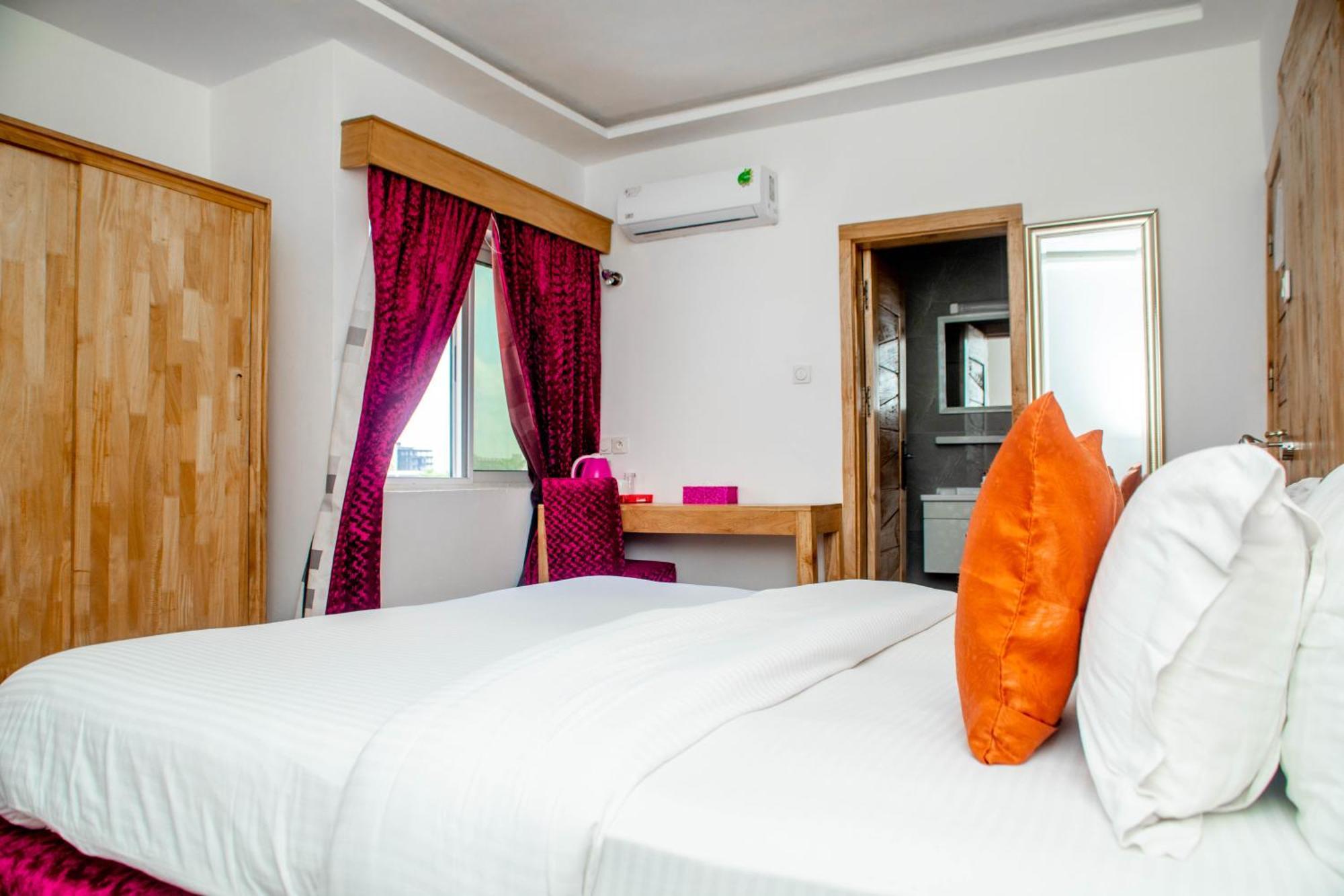 Hotel Les Orchidees Котону Номер фото